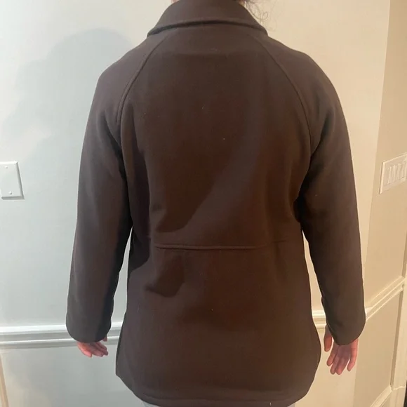 Burberry winter coat - Picture 2 of 4